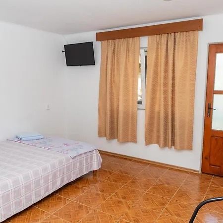 Casa Tudor Homestay *